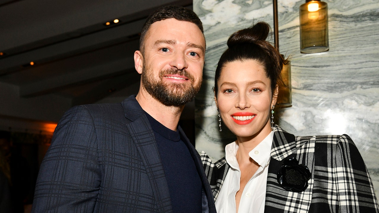 Justin Timberlake apologises to wife Jessica Biel for 'strong lapse in  judgement', Ents & Arts News