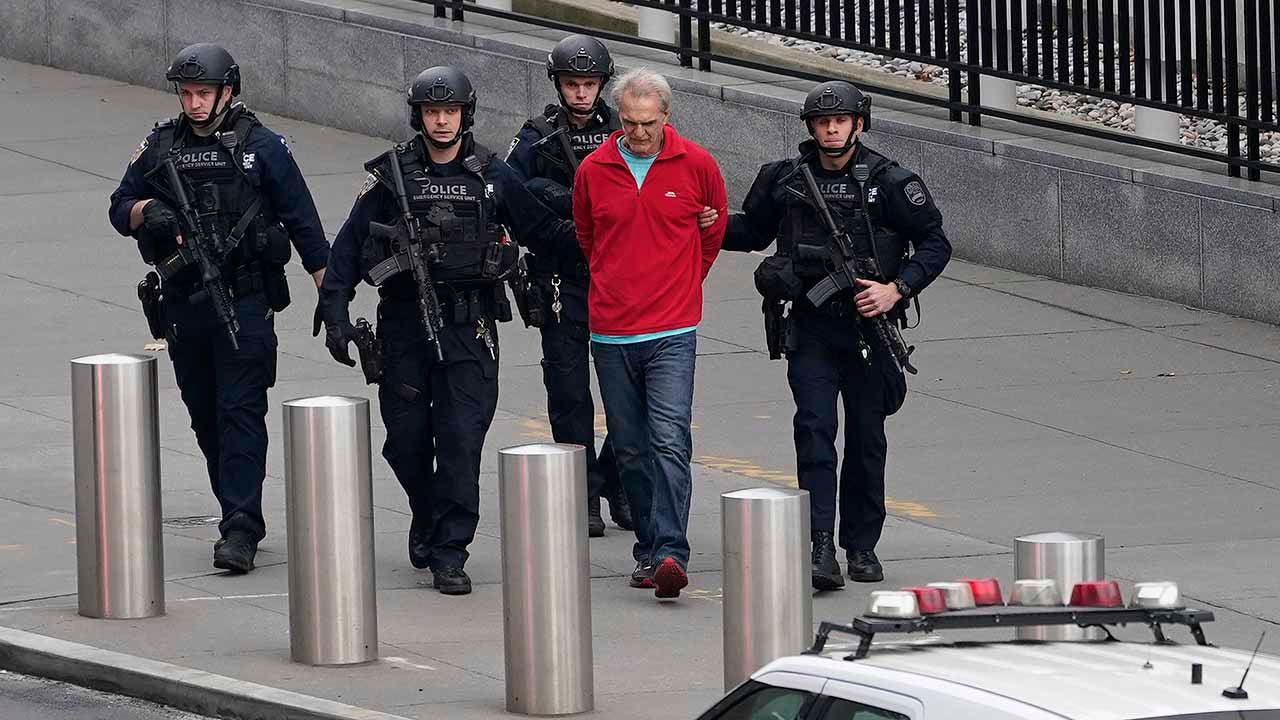 UN lockdown: NYPD take man with gun into custody following hours-long negotiations – Fox News