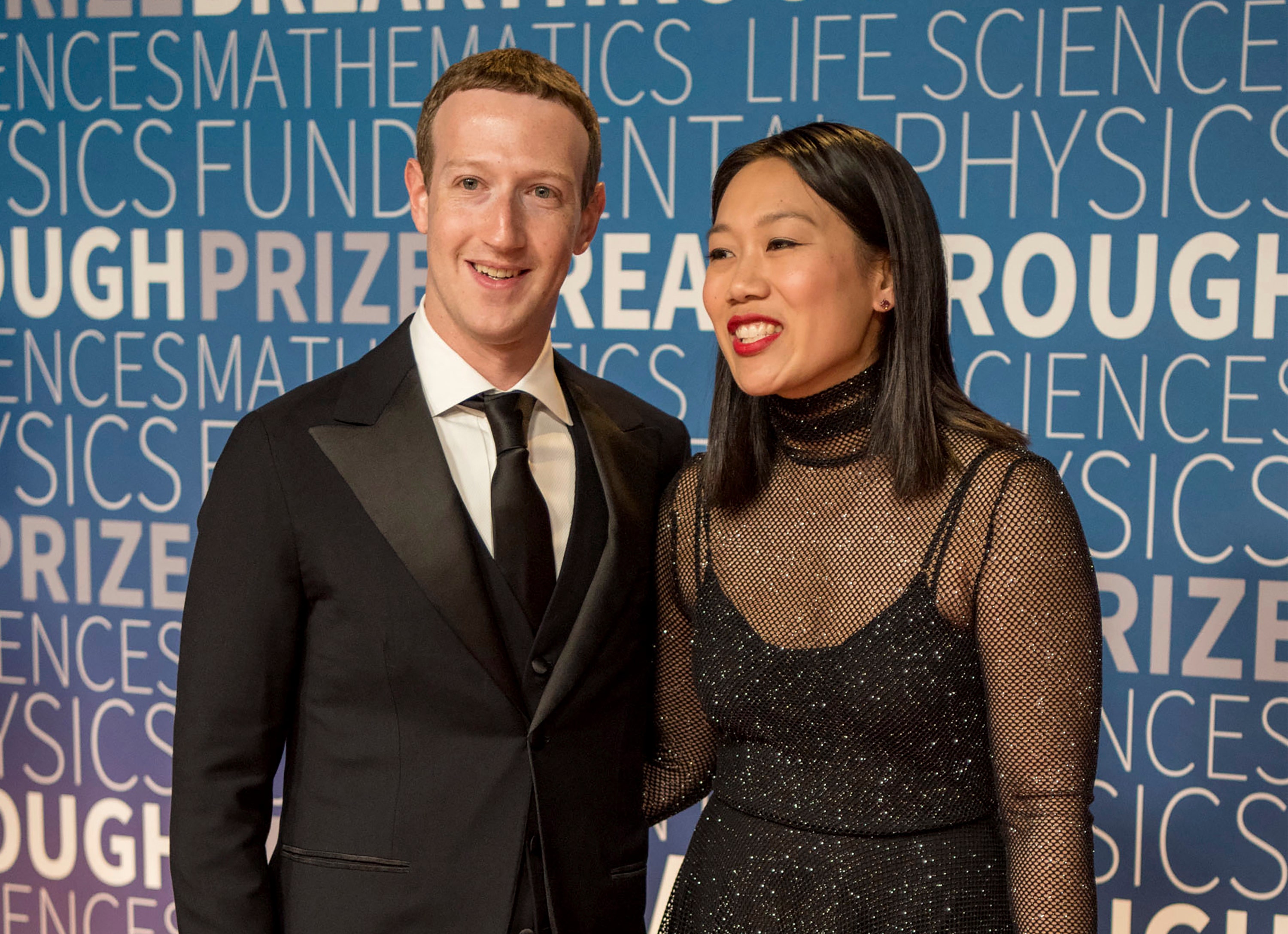 Mark Zuckerberg y su esposa Priscilla Chan invierten 3.400 millones de dólares en avances