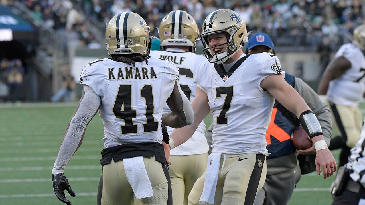 Saints end 5game skid with 309 victory over skidding Jets