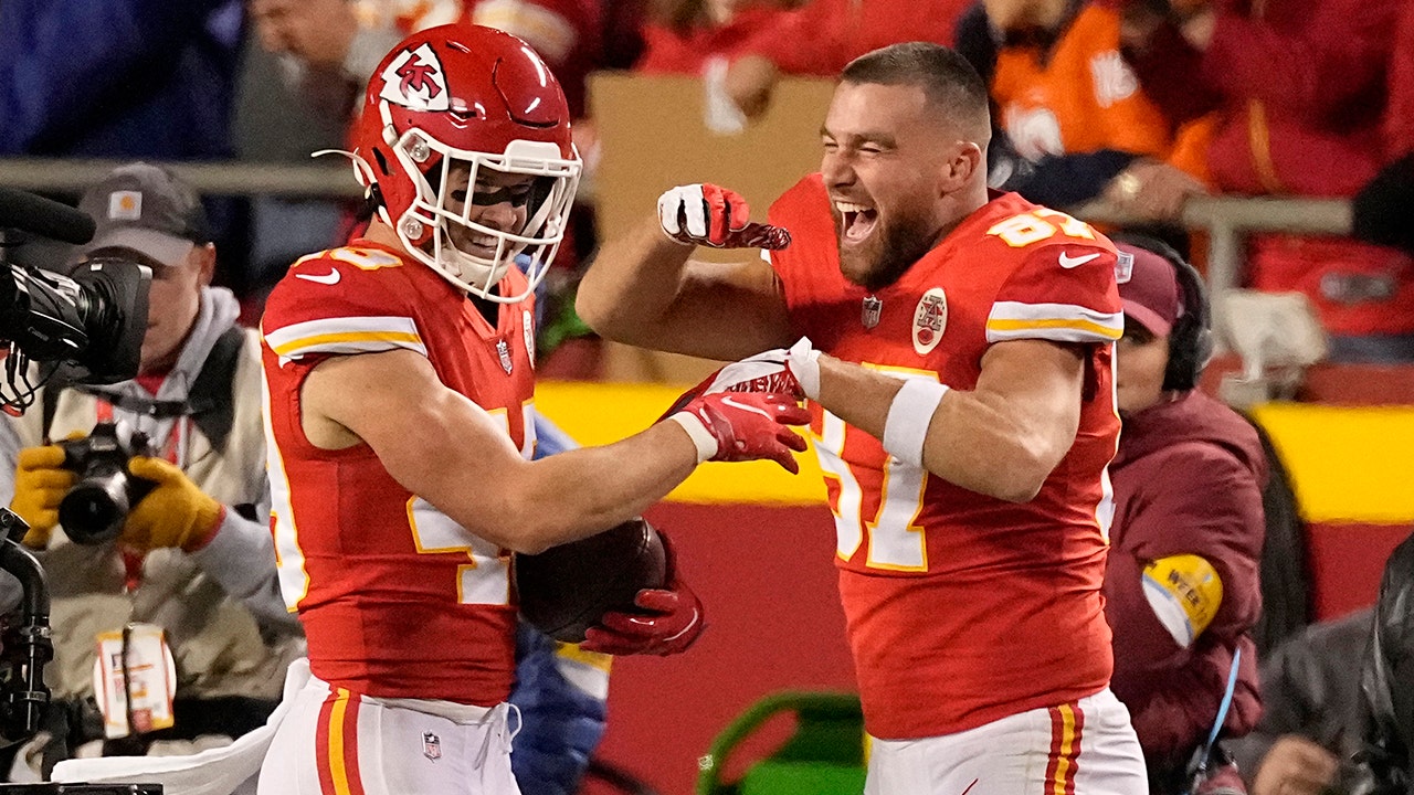 Chiefs keep AFC West lead with victory over Broncos