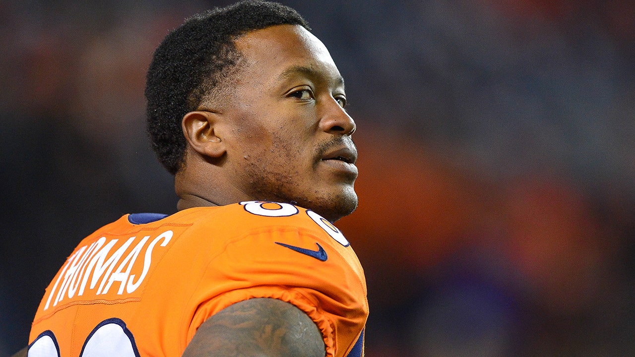 Peyton Manning, Broncos honor Demaryius Thomas with pregame tribute