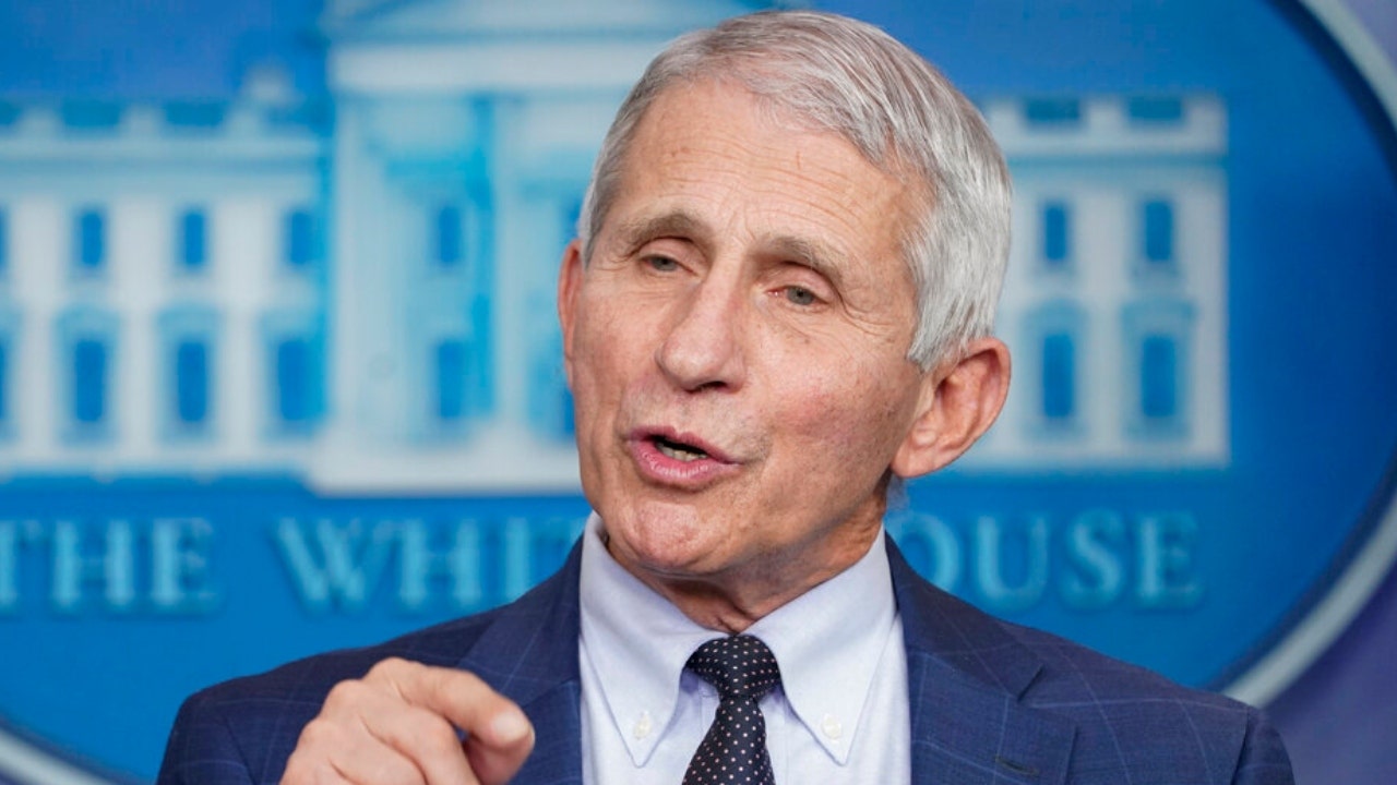 Dr. Anthony Fauci to step down in December