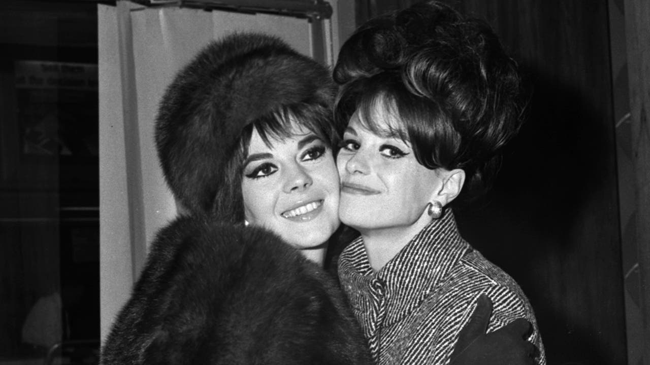 'West Side Story' star Natalie Wood 'always tried to protect me,' sister Lana Wood says