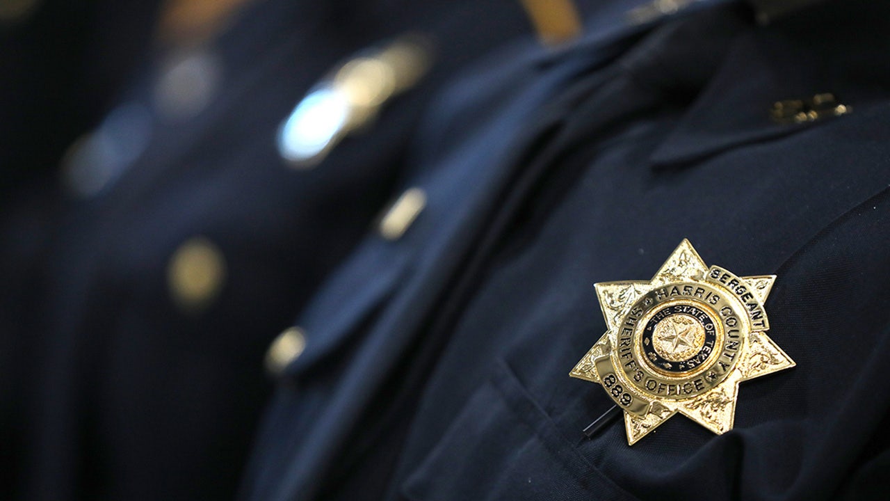 News :Texas deputy hospitalized after alleged speeding drunk driver slams into patrol vehicle