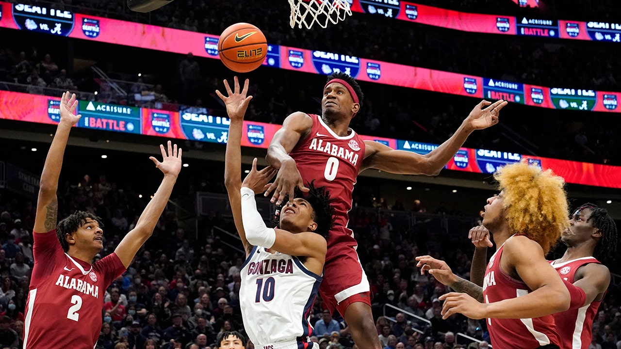 No. 16 Alabama takes down No. 3 Gonzaga 91-82