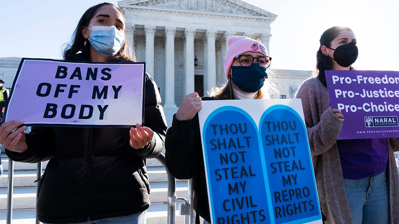 Pro-life, pro-choice lawmakers brace for historic Supreme Court abortion arguments