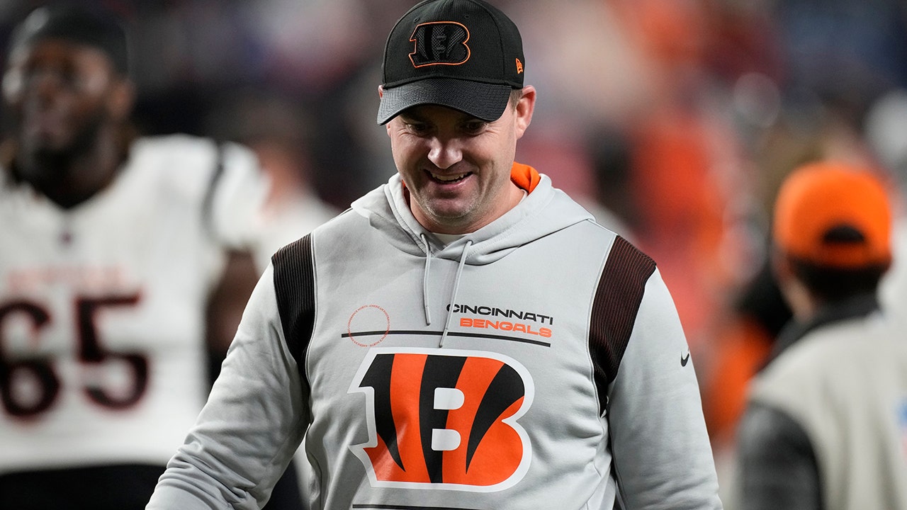 I’ll drink to that: Bengals coach Zac Taylor gifts game ball to local bar