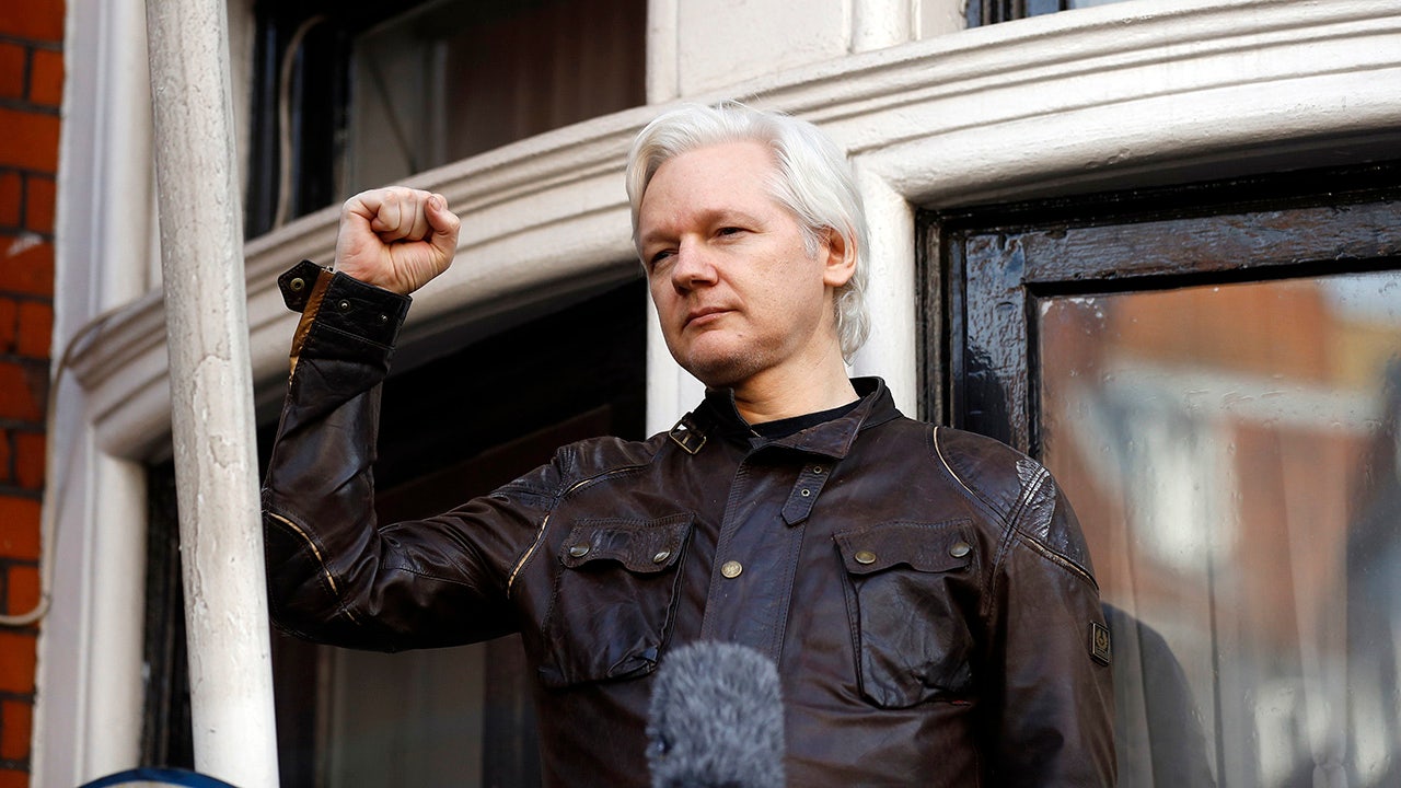 UK high court overturns ruling, opens door for Assange to be extradited