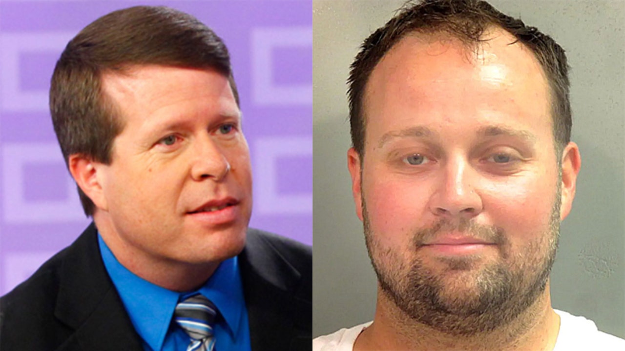 Josh Duggar’s dad Jim Bob to his wife Anna Duggar: All of the family members who’ve appeared at his demo