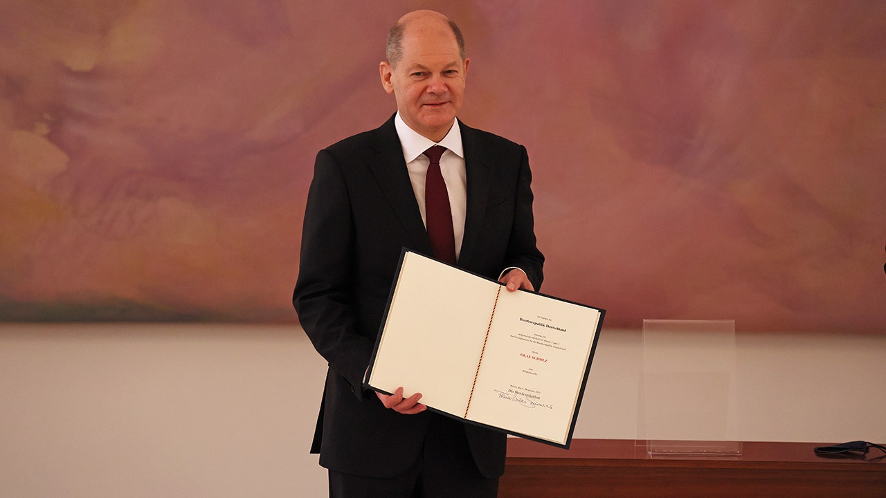 Scholz succeeds Merkel as German chancellor, opening new era | Fox News