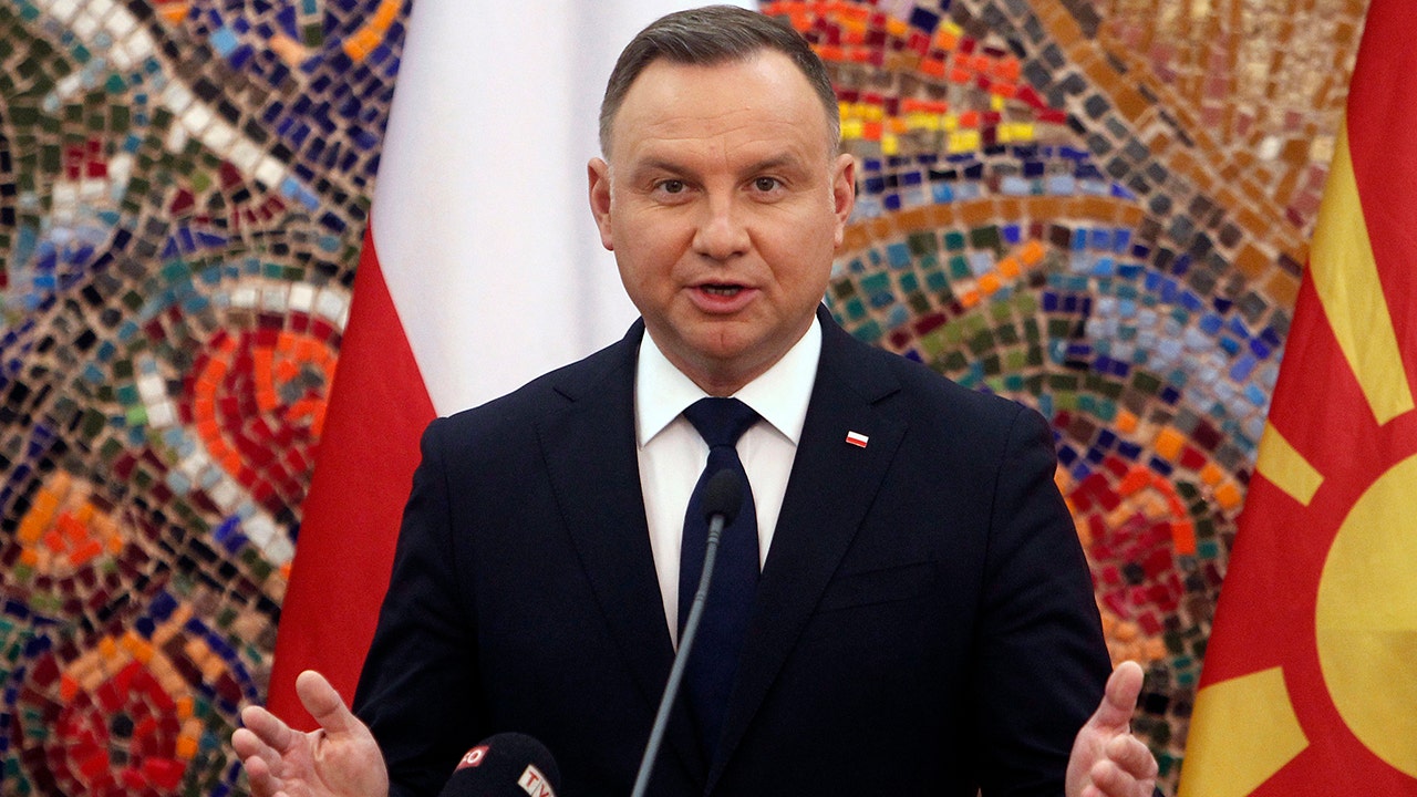 Polish president vetoes media bill that would make Discovery surrender control of TV network