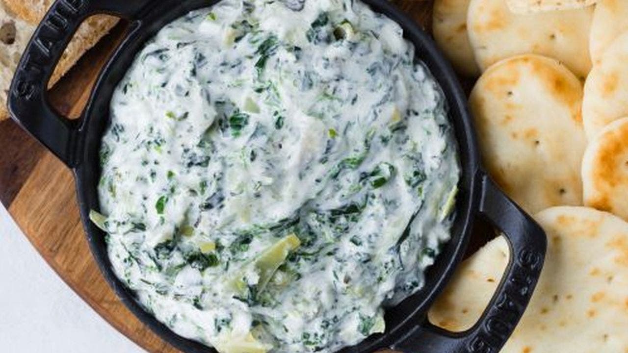 Slow cooker spinach artichoke dip with beer: Try the recipe