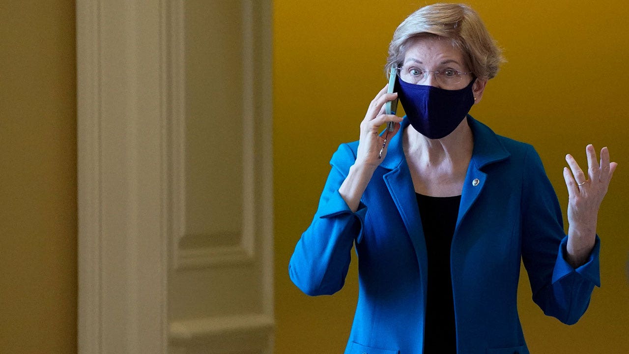 Elizabeth Warren's transformation to pure progressive is complete. She's ready to run in 2024