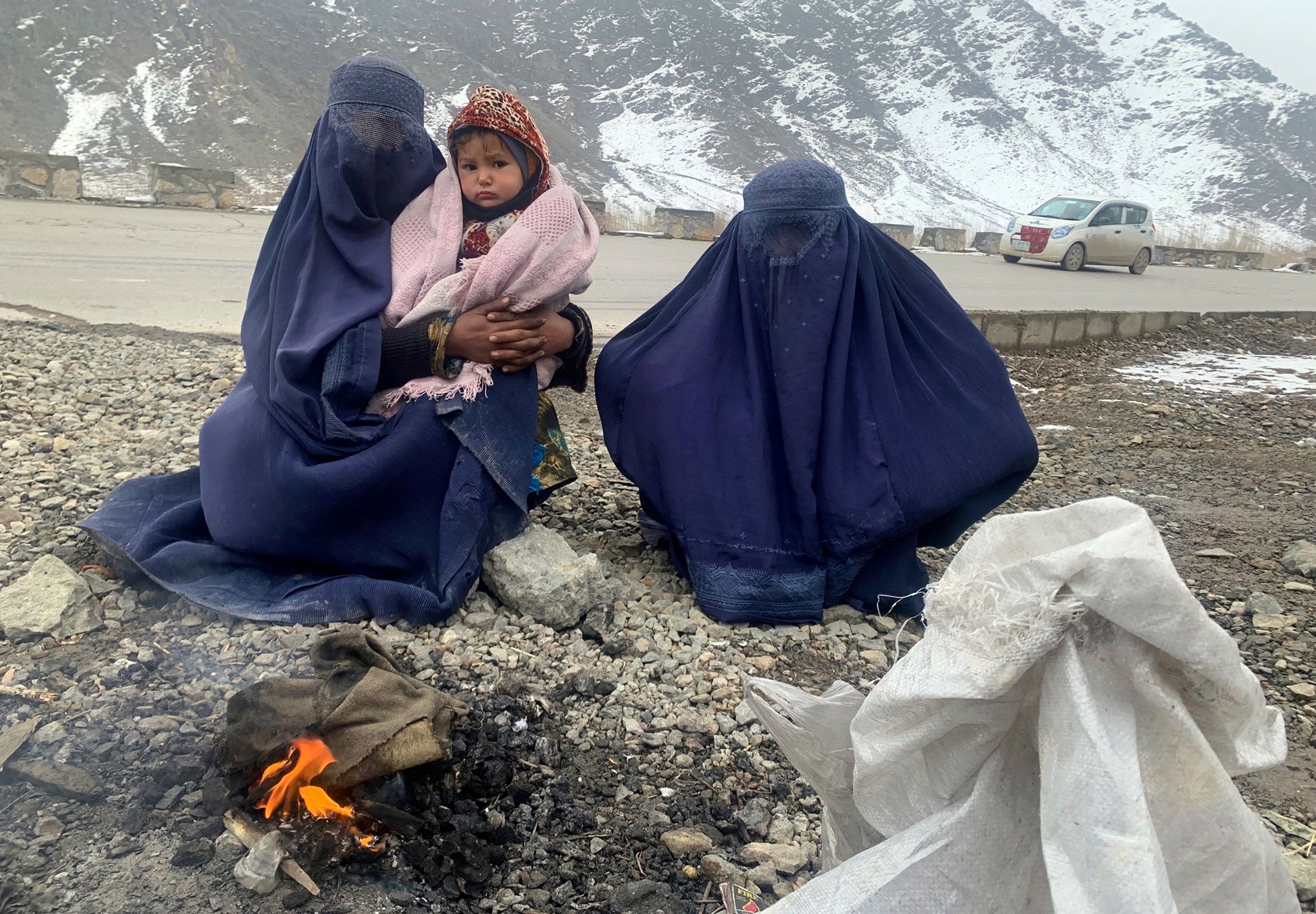 In Afghanistan, aid workers rush to save millions in freezing temperatures