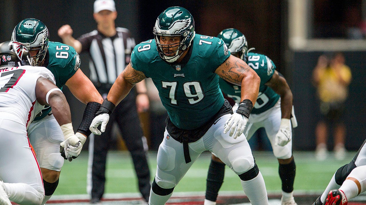 Eagles 3-time Pro Bowl guard Brandon Brooks retires | Fox News