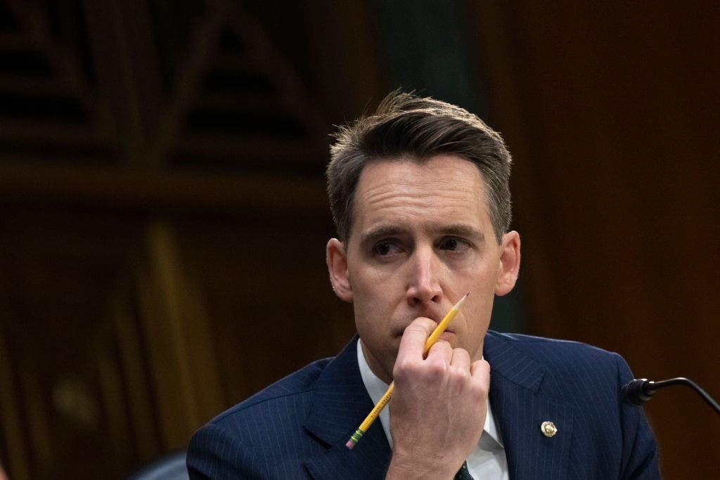 Sen. Hawley 'refused to acknowledge that some transgender men can get pregnant': Washington Post