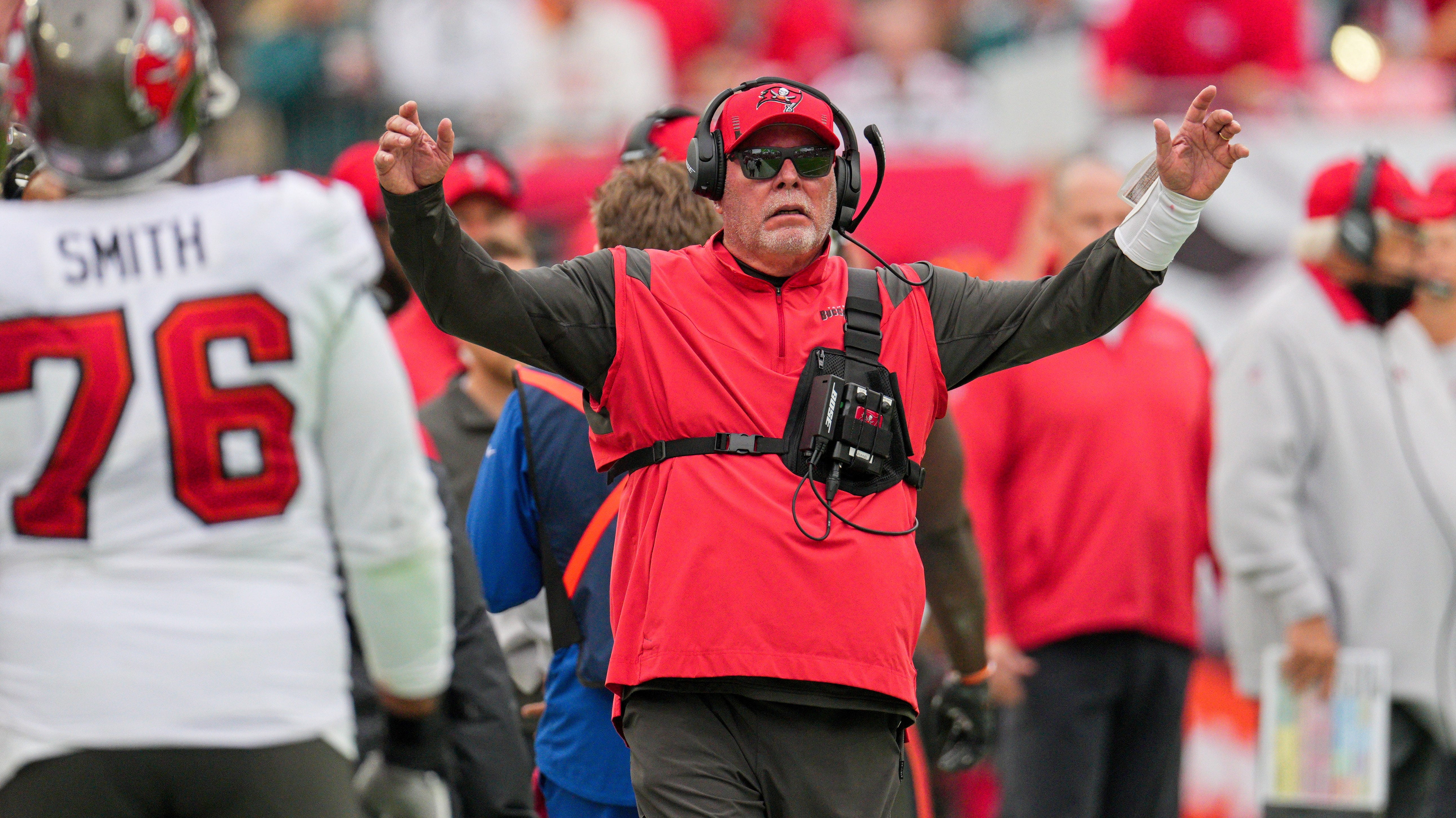 Bruce Arians lashes out on Bucs’ Andrew Adams in bizarre sideline outburst