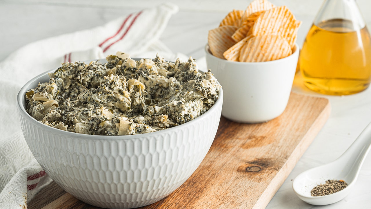 Super Bowl LVII snacking: 5 winning dips to serve for big game