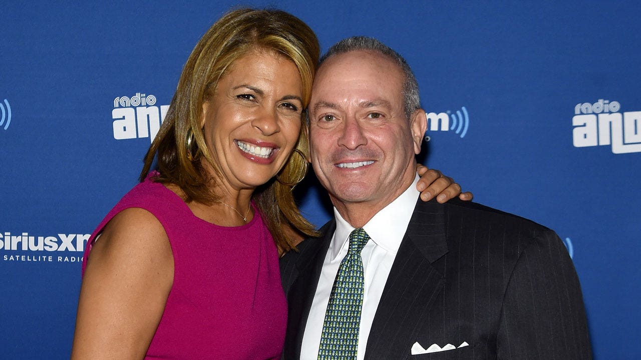 Hoda Kotb, Joel Schiffman end engagement: 'Meant to be there for a season'