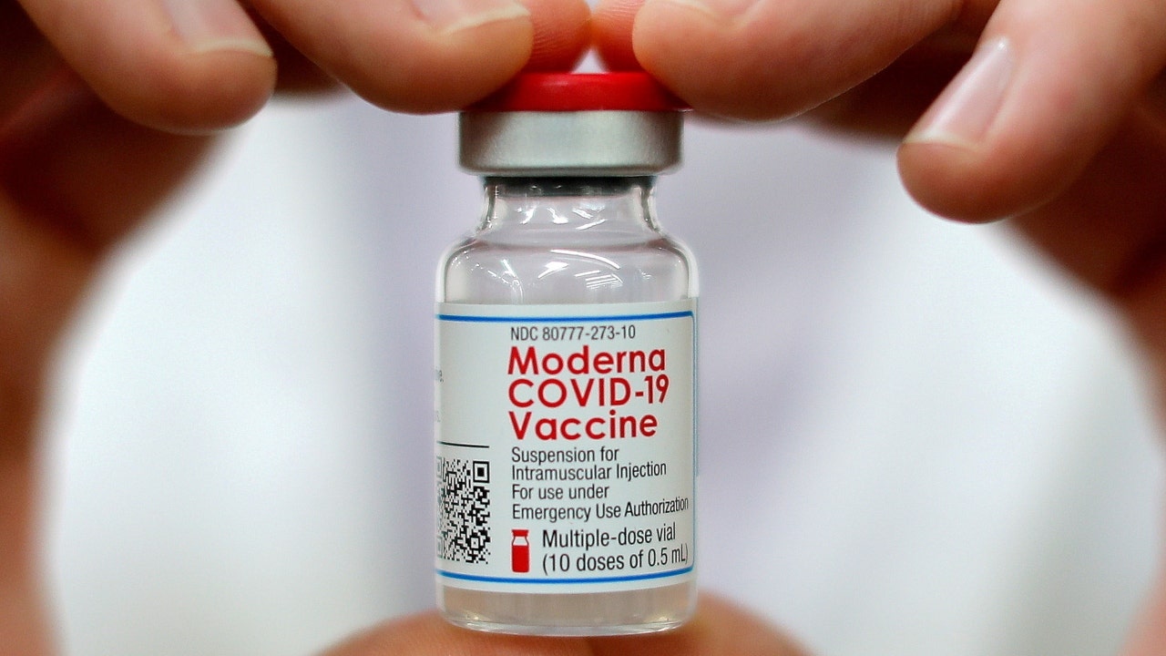 CDC director backs Modern COVID-19 vaccine shots