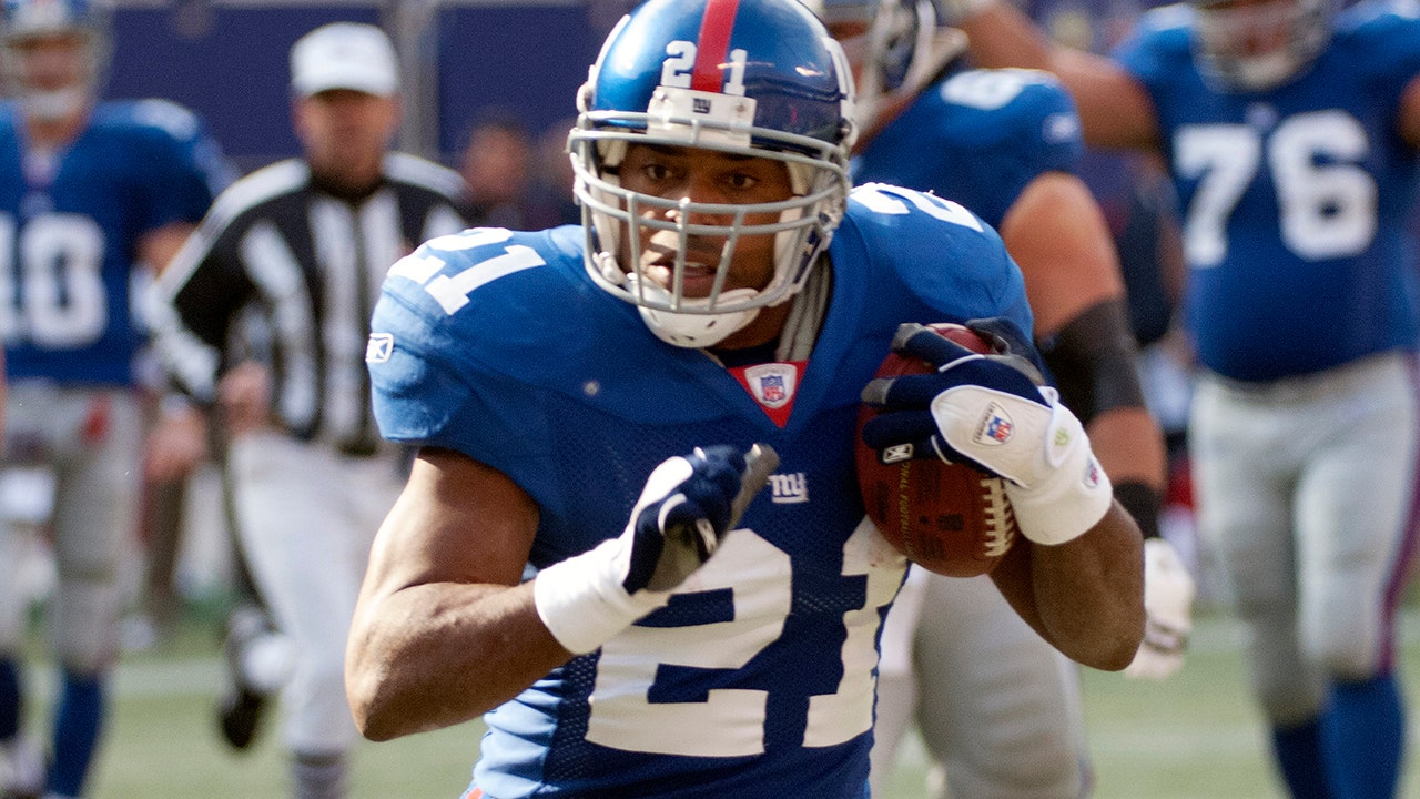 Ex-Giants great Tiki Barber gives grim evaluation of team&apos;s situation