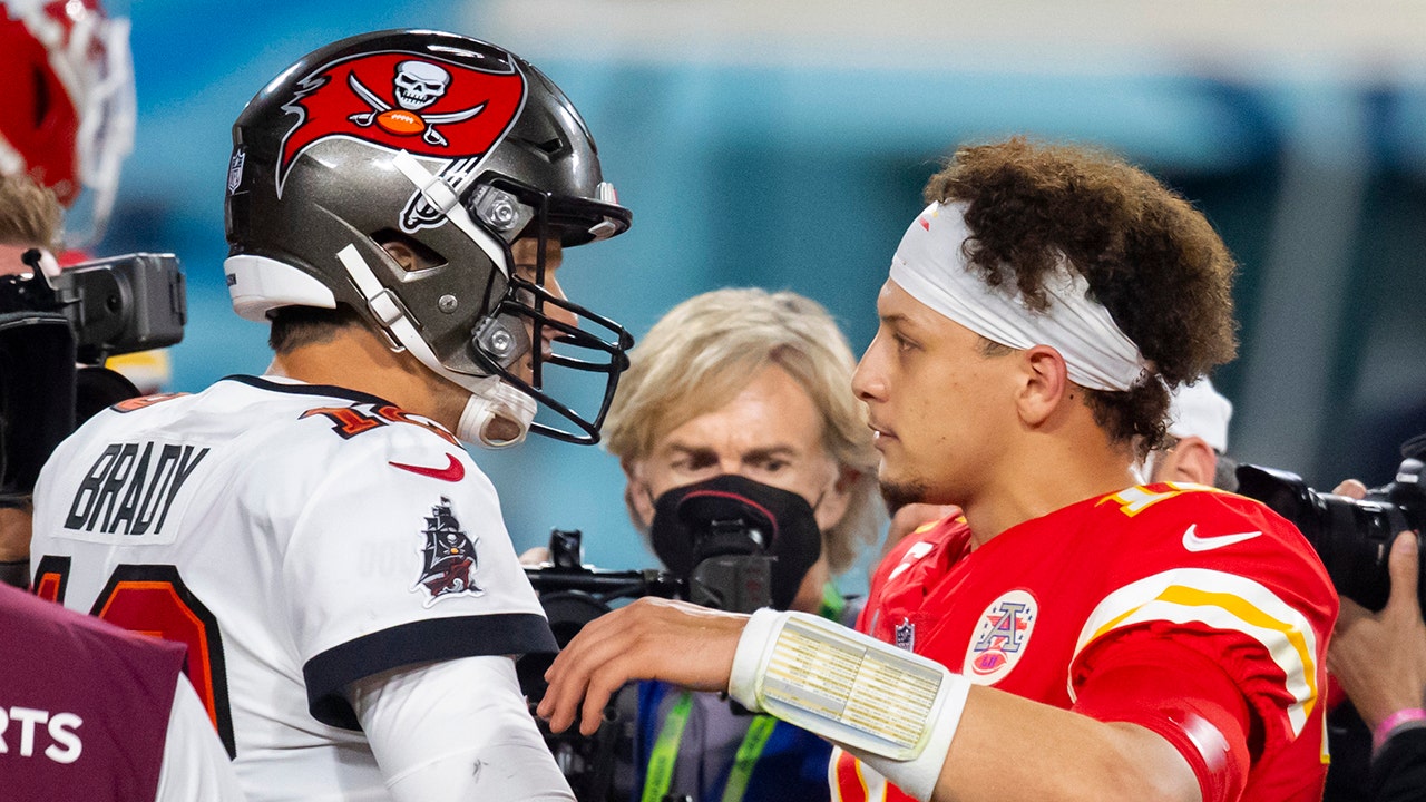Patrick Mahomes talks Tom Brady following AFC title game loss: ‘His career is one of a kind’ – Fox News