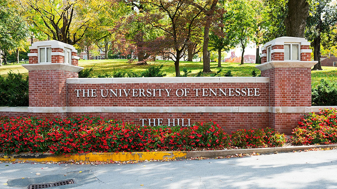 Tennessee university reinstates professor acquitted of ties to China