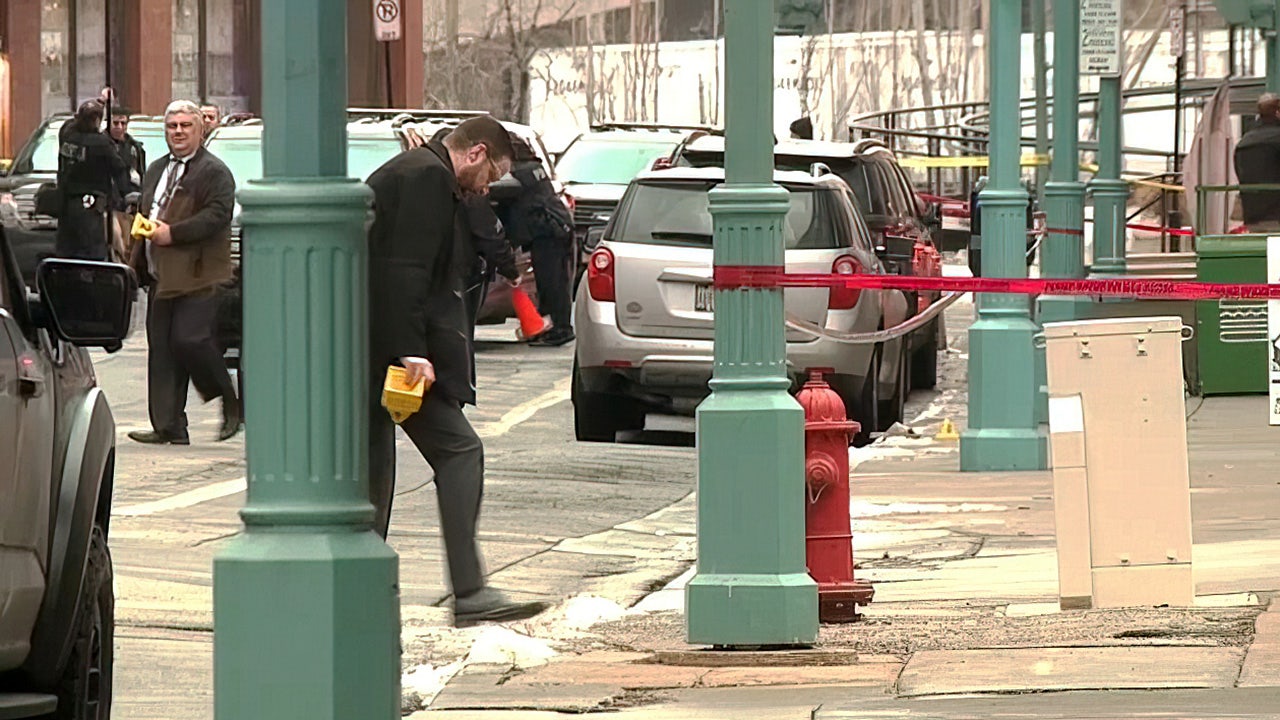 Off-duty Wisconsin cop saves mother in shooting outside Shake Shack, sustains life threatening injuries