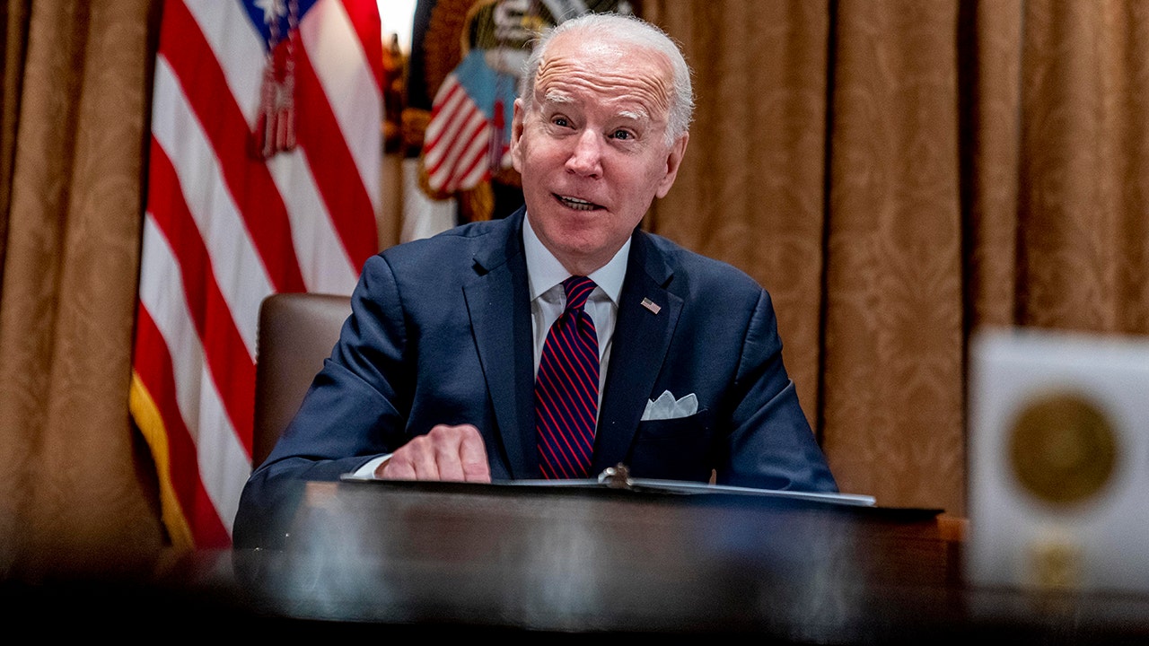 Biden admin announces changes to attract international STEM students