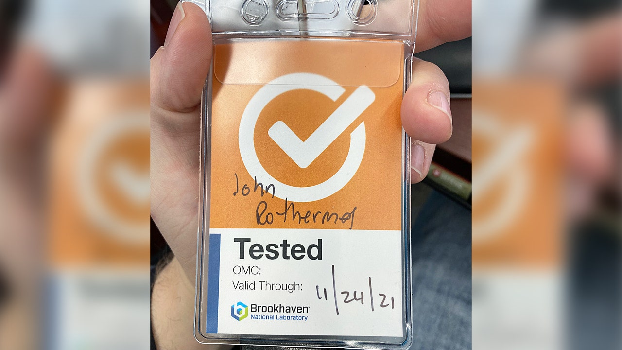 Federal laboratory allegedly provided color-coded badges indicating