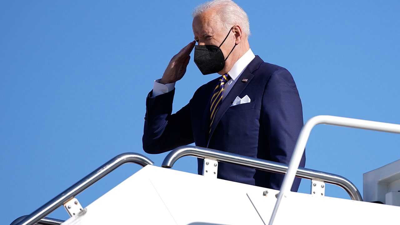 Biden loses media support, sees tougher coverage as political struggles mount: 'No longer seen as competent'