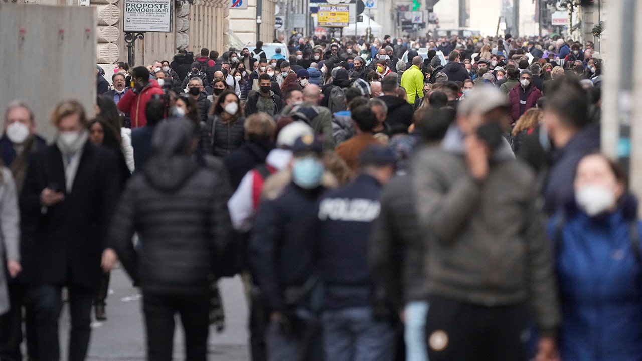 COVID19 Italy targets unvaccinated people with new restrictions Fox