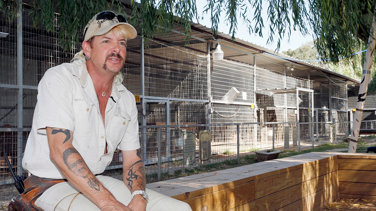 'Tiger King' star Joe Exotic, in Texas prison call, blasts 'two-party' justice system