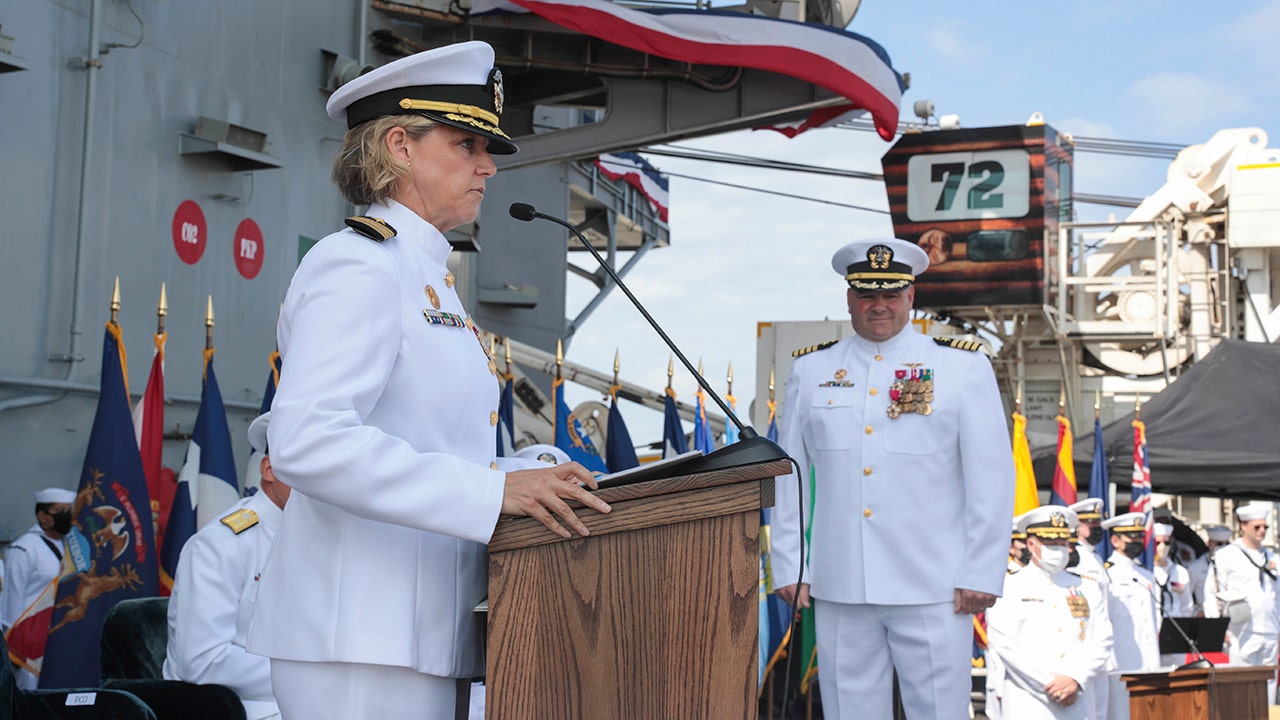Navy captain becomes 1st woman in history to lead nuclear carrier