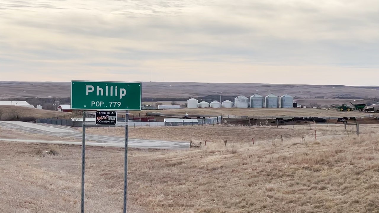 Small town in South Dakota still grappling with Keystone cancellation one year later
