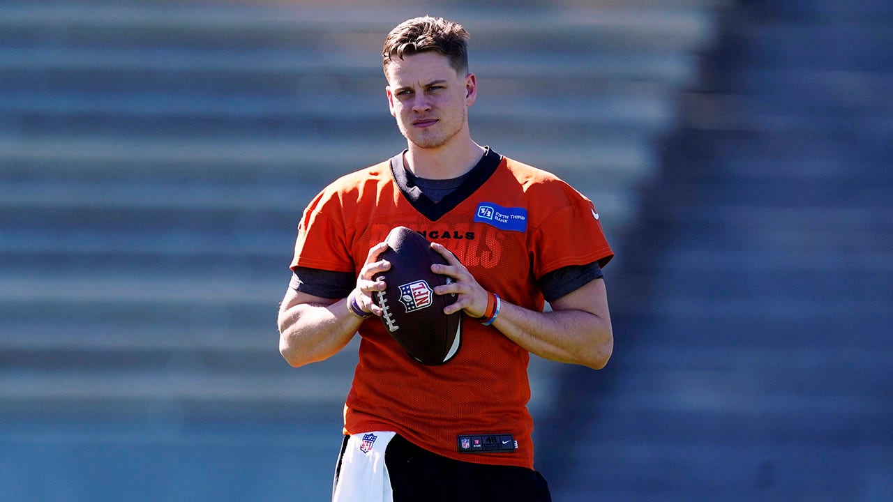 Bengals Joe Burrow Misses Start of NFL Training for Appendix Surgery