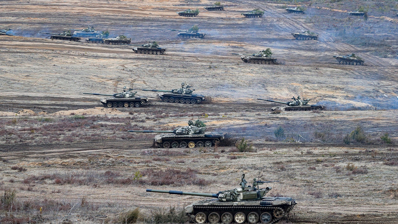 Belarus checks combat readiness on border, Ukraine secures Kyiv defenses