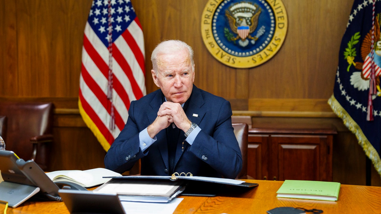 Lt. Gen. Keith Kellogg: There's 'not much' Biden can do to stop the invasion of Ukraine