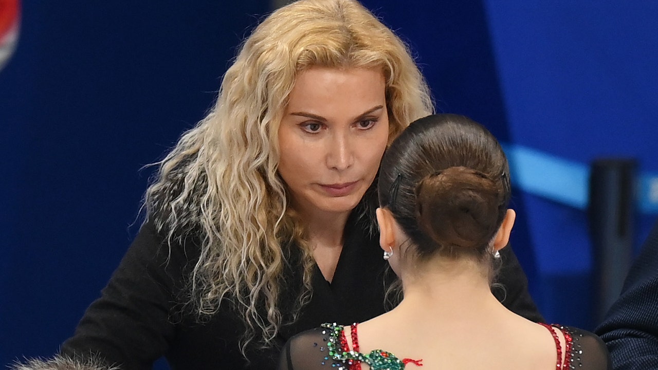 Russian coach critical of Kamila Valieva after multiple falls in  performance: 'Why did you stop fighting?' | Fox News