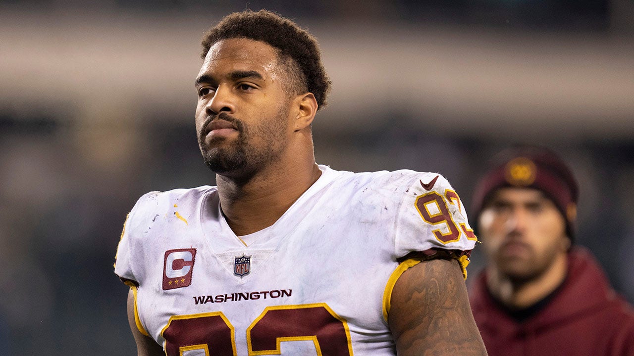 Commanders' Jonathan Allen apologizes after saying he'd have