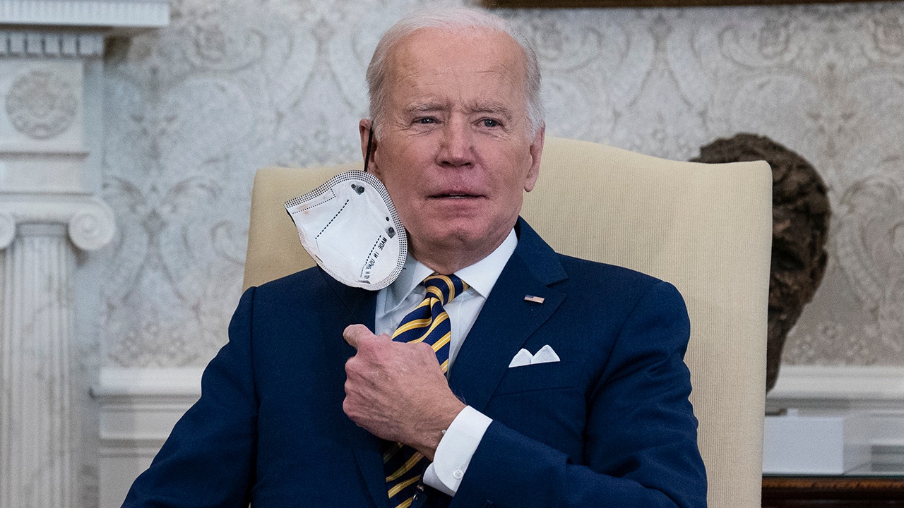 White House dropping mask mandate before Biden State of the Union: official