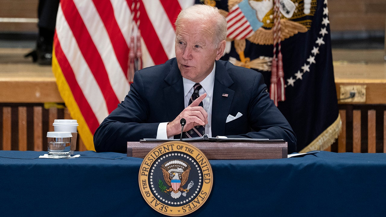 Biden repeats debunked Second Amendment cannon claim, says 'no amendment is absolute'