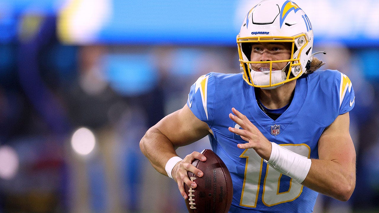 2022 Pro Bowl rosters: Justin Herbert headlines 6 Chargers
