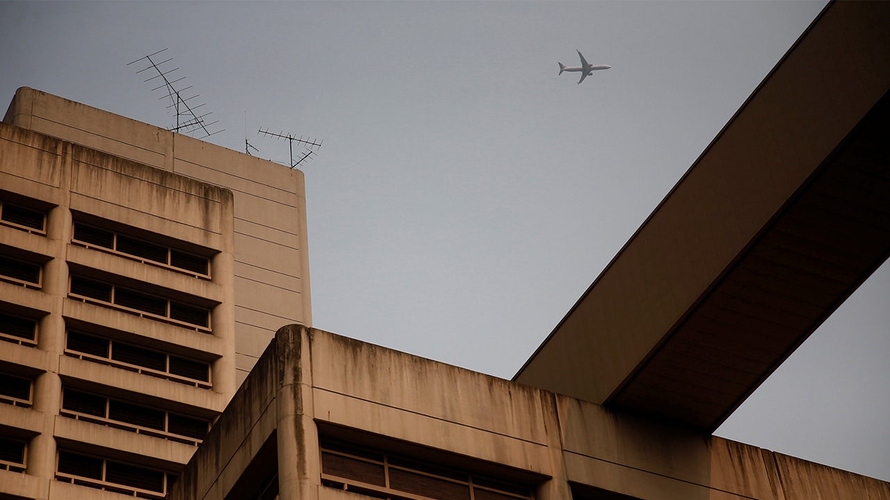 Washington public defenders push for ending jail bookings for sex offenders, burglars, citing omicron risks