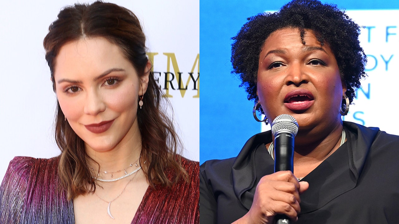 Katharine McPhee mocks Stacey Abrams for not wearing mask in photo with children who are