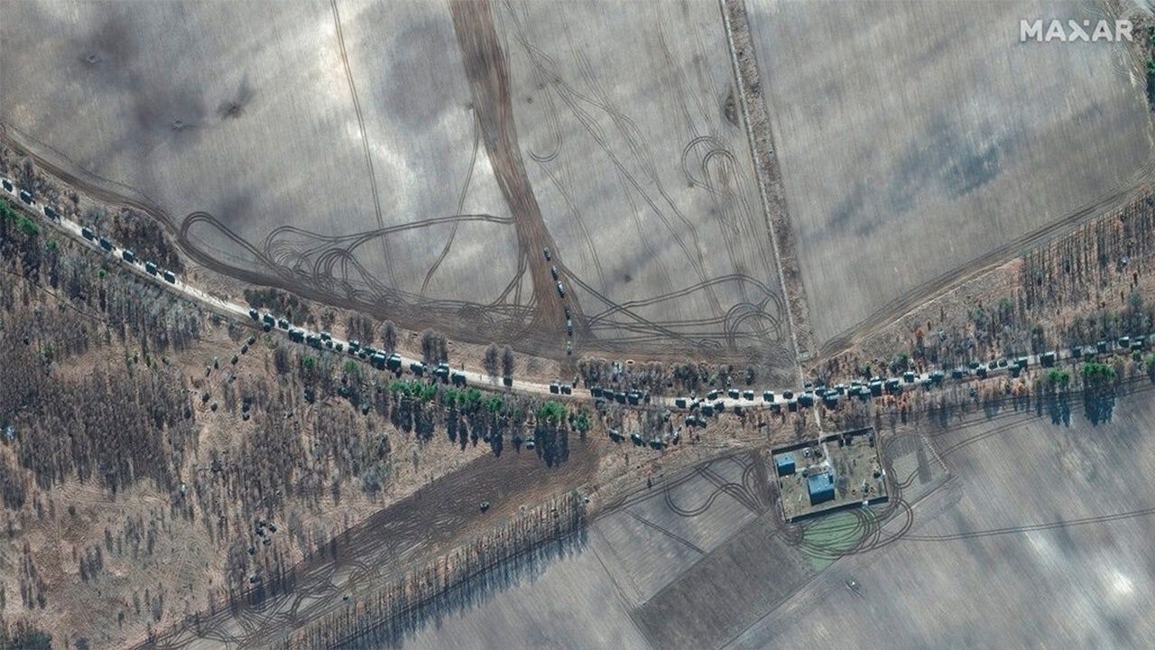 Massive Russian convoy just miles from Kyiv stalls for third day