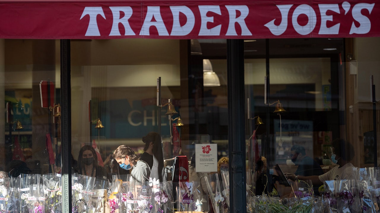 Alleged shoplifter seen carrying stack of steaks out of NYC Trader Joe’s: report