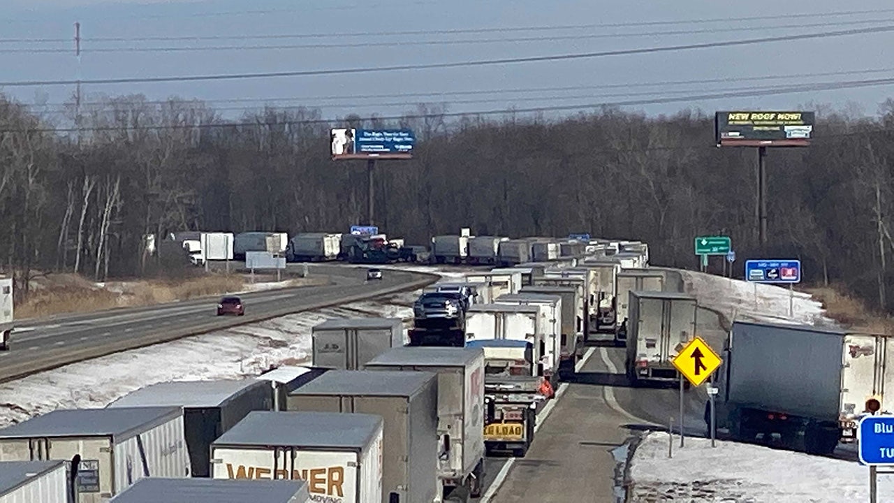 DHS moves to counter truck convoy in US ahead of Super Bowl Sunday amid trucker protests – Fox News