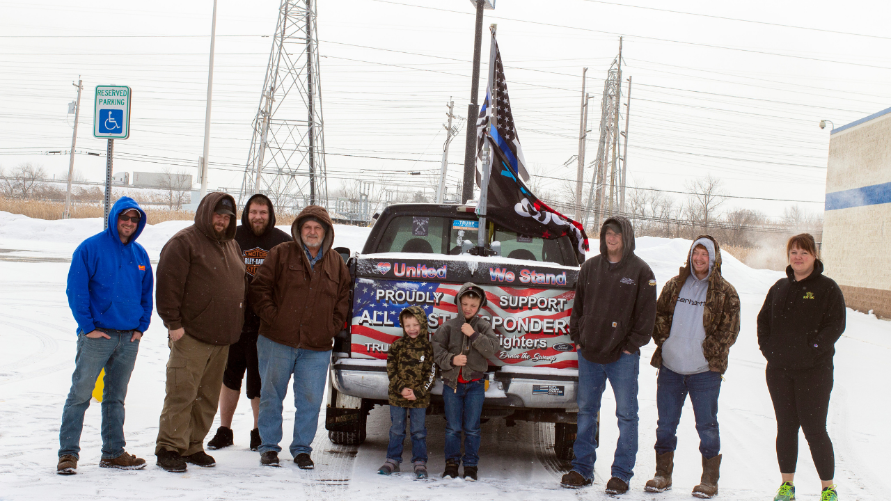 Photo Gallery: Freedom Convoy protesters gather near Buffalo Peace Bridge